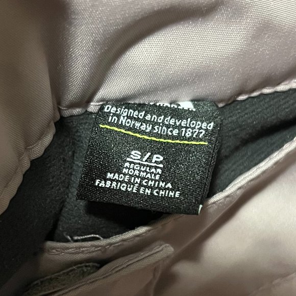 Helly Hansen Women's Blizzard Insulated Ski Pants - Picture 4 of 13